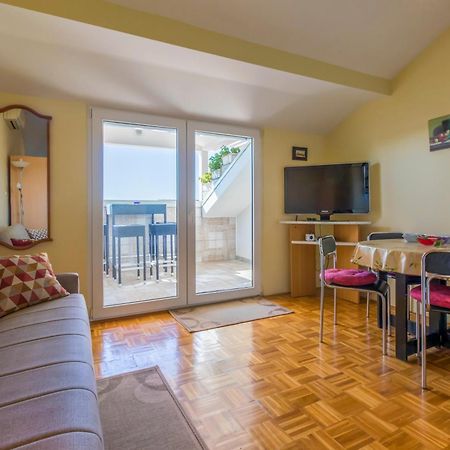 Apartments By The Sea Selce, Crikvenica - 4802 المظهر الخارجي الصورة