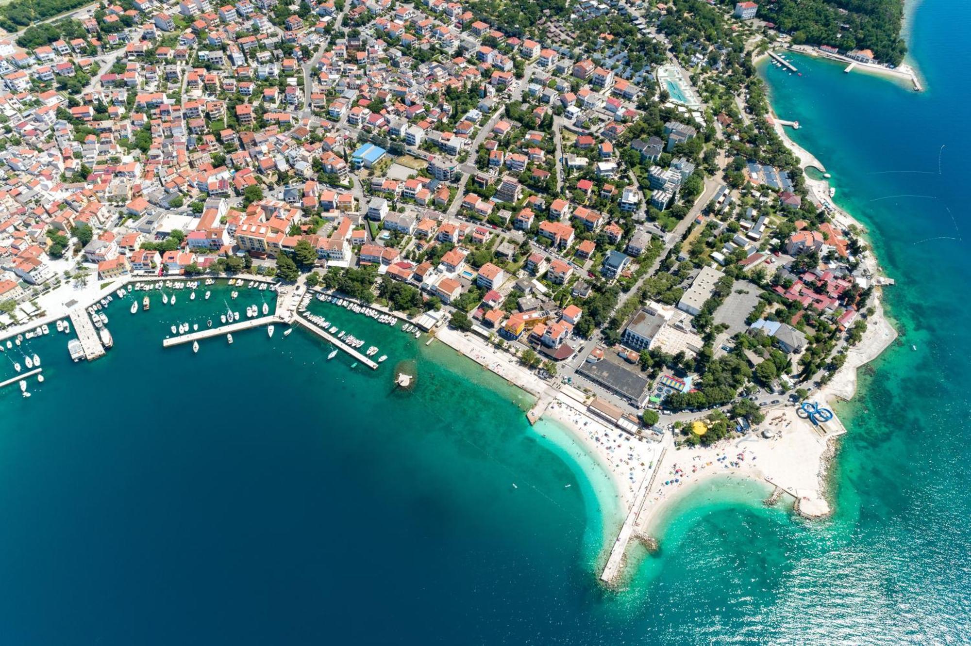 Apartments By The Sea Selce, Crikvenica - 4802 المظهر الخارجي الصورة