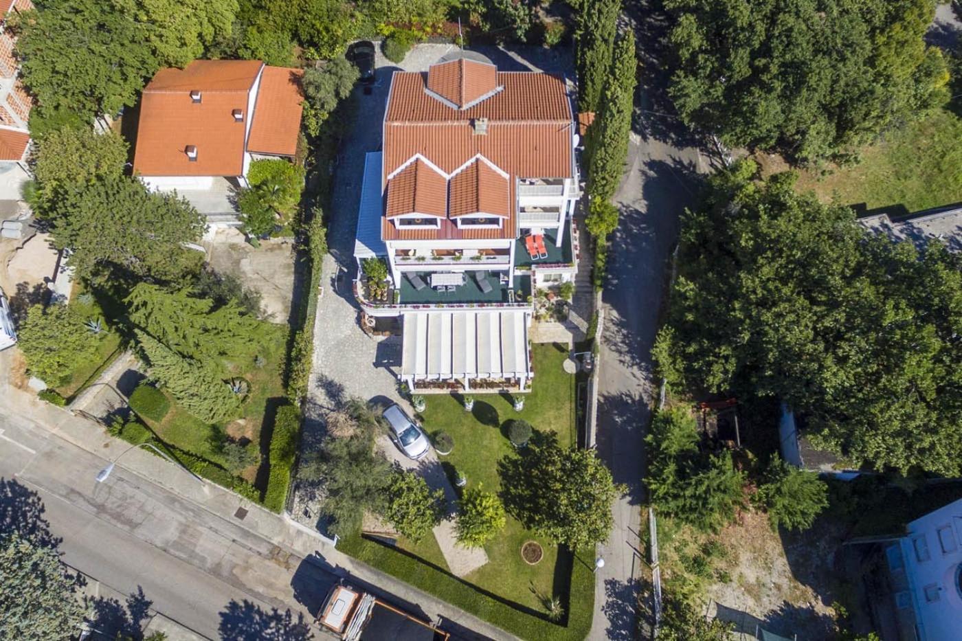 Apartments By The Sea Selce, Crikvenica - 4802 المظهر الخارجي الصورة