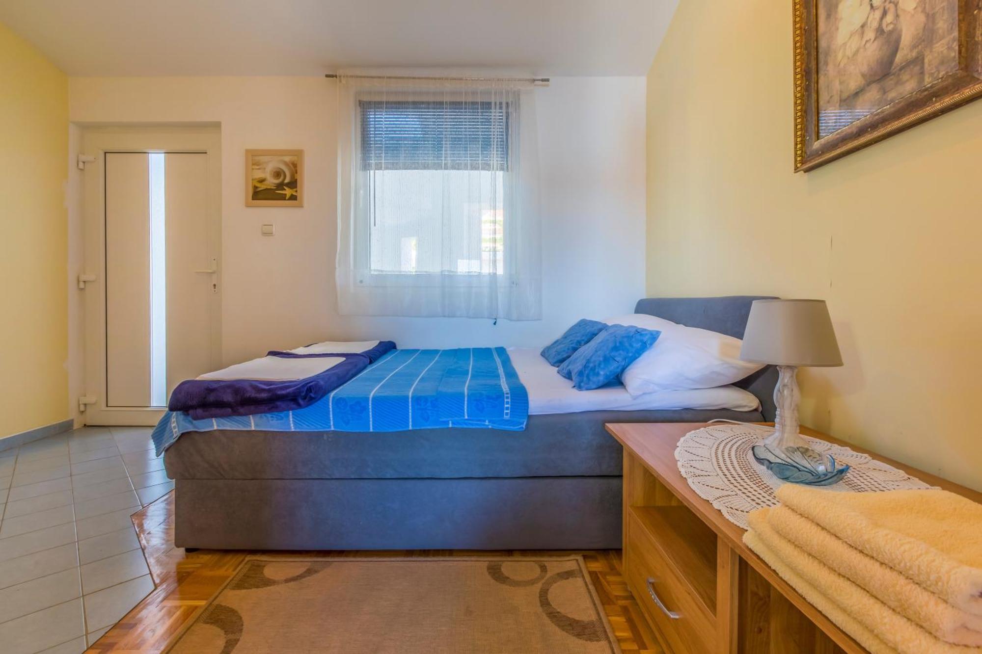 Apartments By The Sea Selce, Crikvenica - 4802 الغرفة الصورة